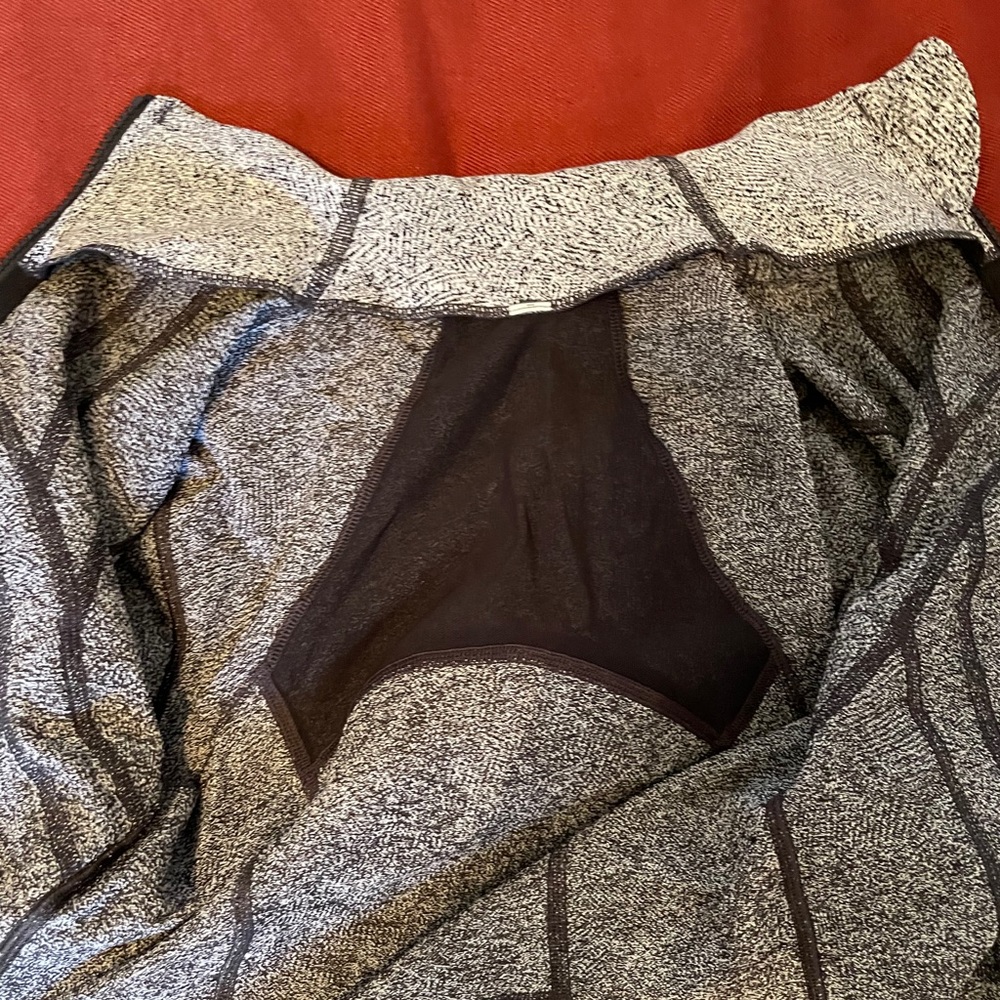 Lululemon Define Jacket - Size 4 - image 5